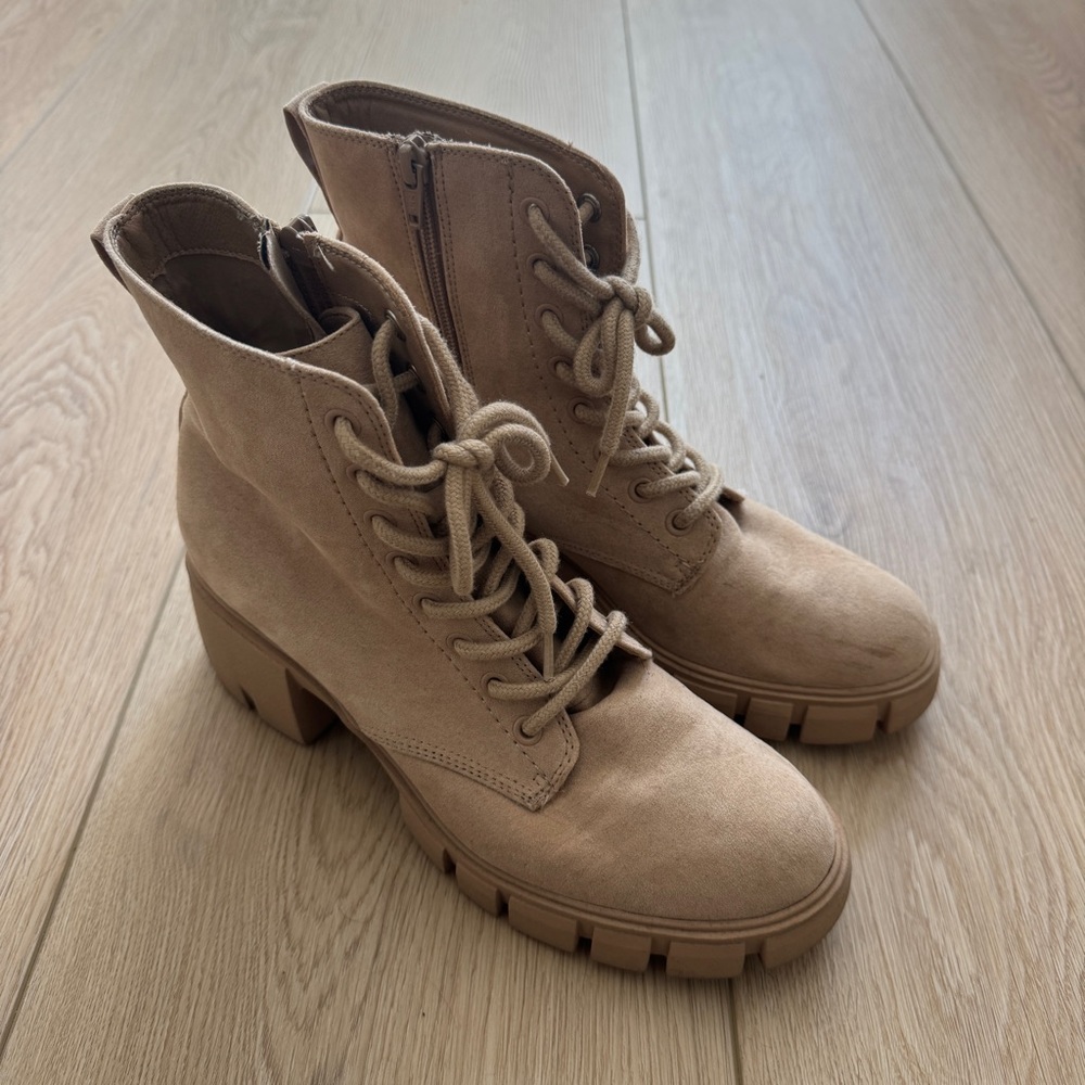 Target Women's Tan Lace-Up Boots